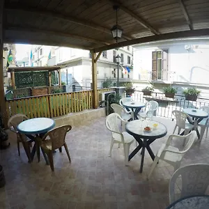 Colombo Neapel